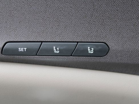 New 2026 Kia Carnival EX image 26