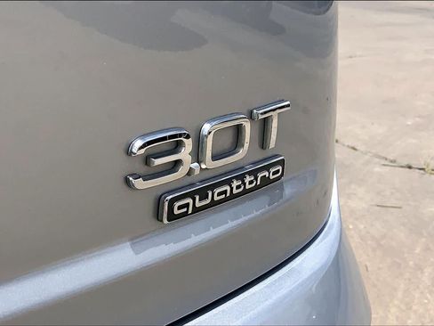 Used 2017 Audi Q7 3.0T Premium Plus AWD/4WD image 10