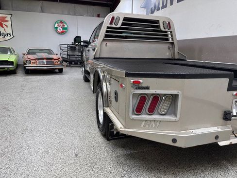 Used 2017 Ford F350 XLT w/ XLT Value Package image 9