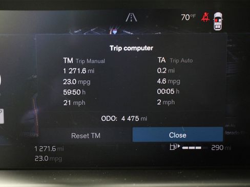 Certified 2025 Volvo XC90 B6 Plus w/ Protection Package Premier image 12