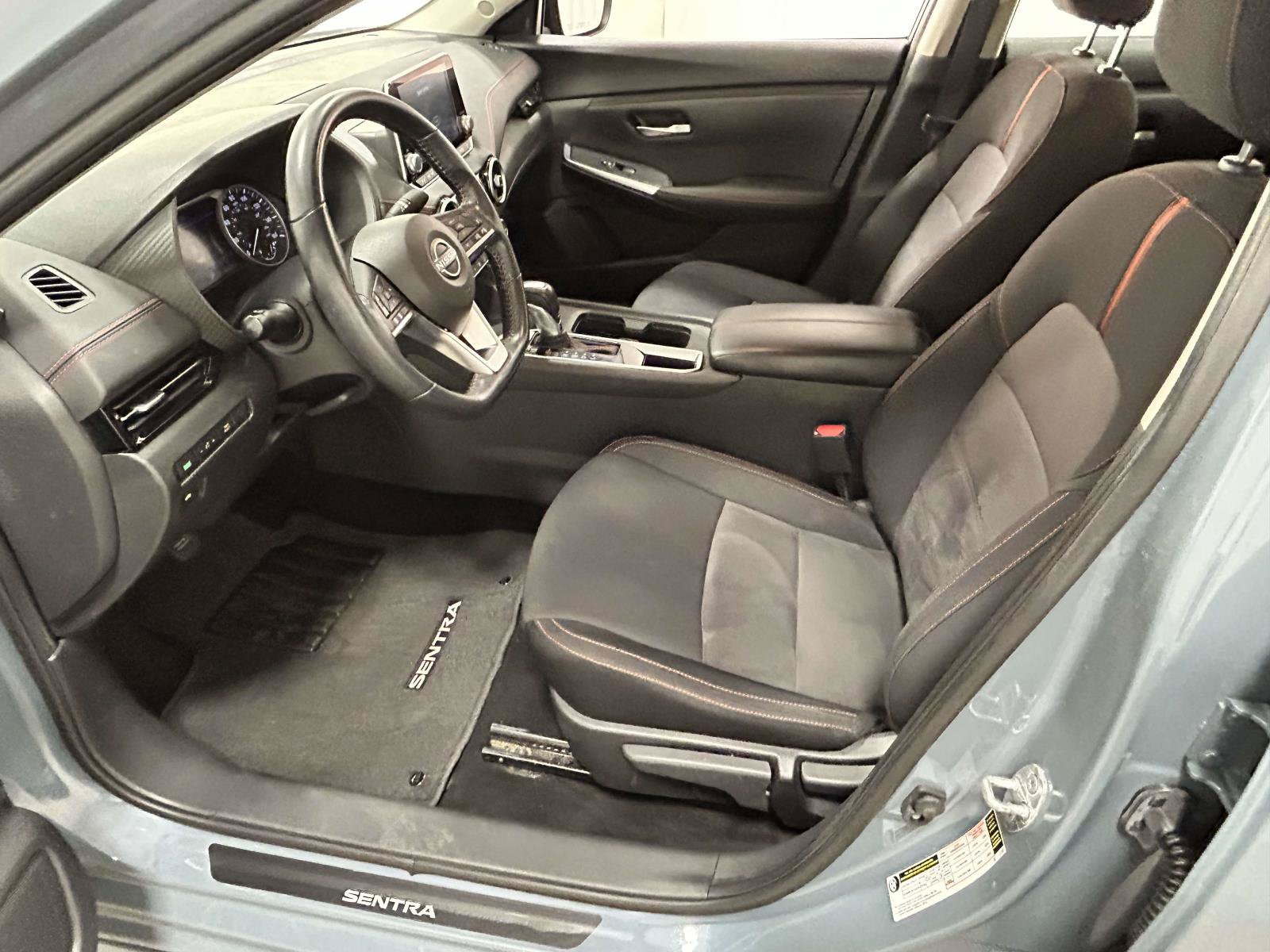 Used 2024 Nissan Sentra SR FWD image 11