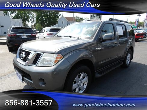 Used 2008 Nissan Pathfinder SE w/ Premium Pkg AWD/4WD image 1