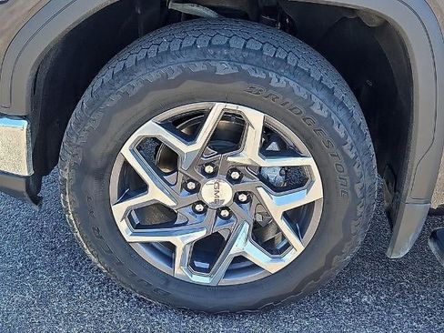 Used 2022 GMC Sierra 1500 SLT AWD/4WD image 13