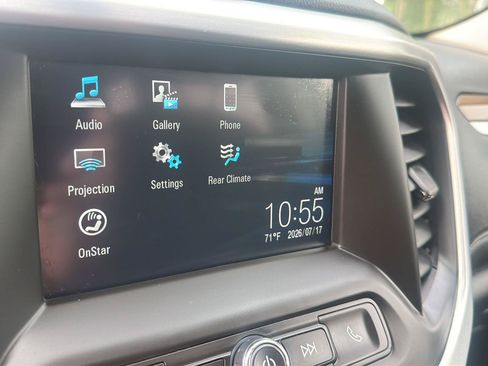Used 2019 GMC Acadia SLE AWD/4WD image 25