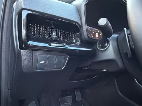 Used 2026 Honda CR-V Sport Touring image 33