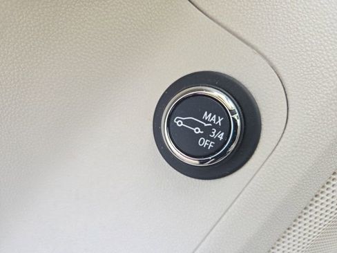 Certified 2023 GMC Acadia Denali w/ Black Diamond Edition image 31