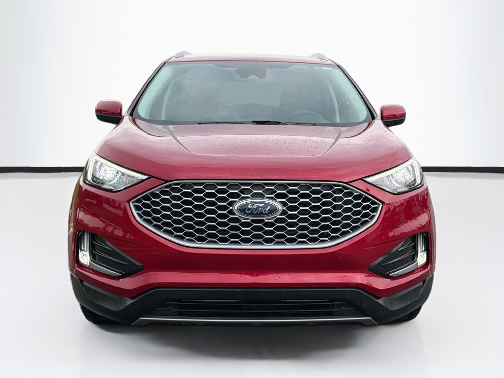Used 2024 Ford Edge SEL w/ Convenience Package AWD/4WD image 2
