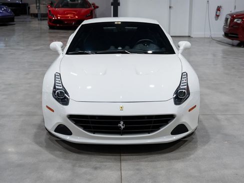 Used 2016 Ferrari California T RWD image 74
