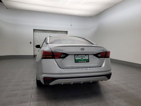 Used 2021 Nissan Altima 2.5 SV image 6