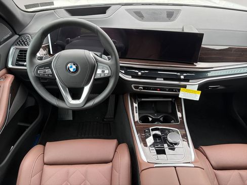 New 2026 BMW X5 xDrive40i w/ Premium Package AWD/4WD image 10