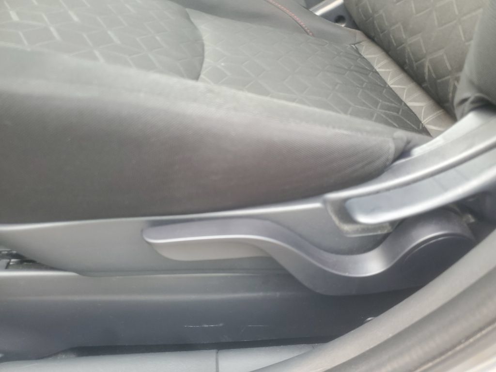 Used 2025 Mitsubishi Outlander Sport LE AWD/4WD image 13