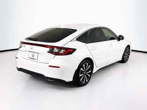 Certified 2024 Honda Civic EX-L image 5