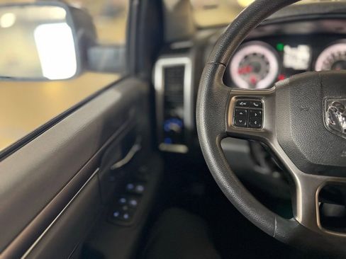 Used 2024 RAM 1500 Classic SLT image 7