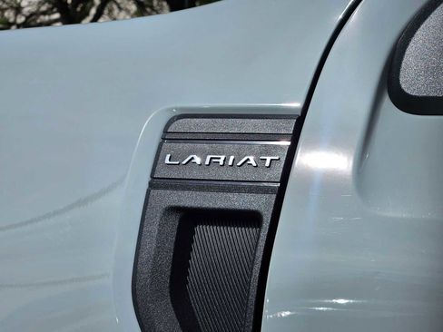 Used 2024 Ford Maverick Lariat image 13