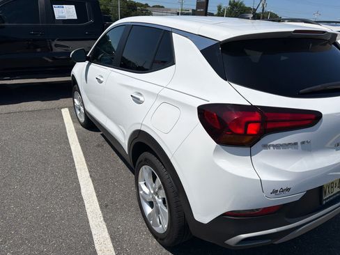 Used 2024 Buick Encore GX Preferred FWD image 4