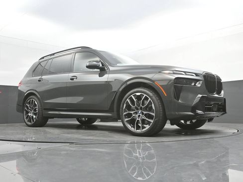 New 2027 BMW X7 M60i AWD/4WD image 49
