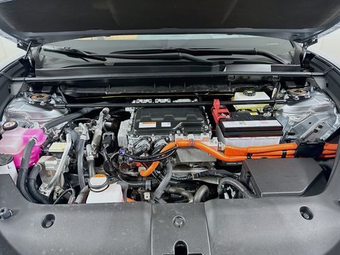 Used 2023 Lexus RZ 450e Premium w/ Accessory Package (2T) AWD/4WD image 34