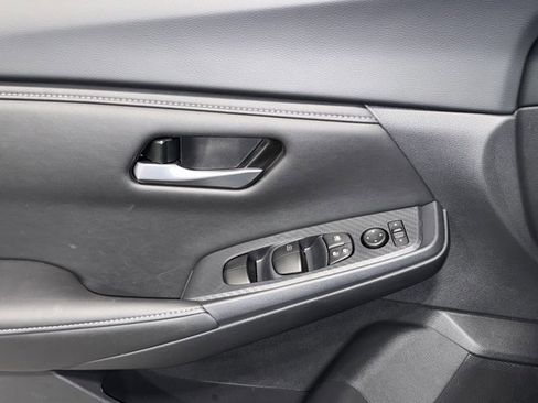 New 2025 Nissan Sentra SV image 27