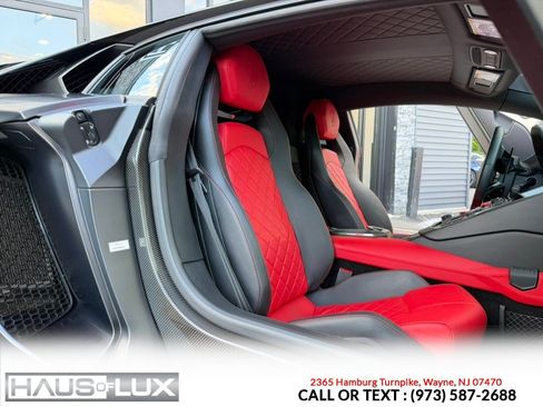 Used 2018 Lamborghini Aventador S AWD/4WD image 6