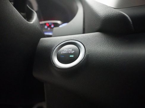 Used 2023 GMC Terrain SLE w/ Driver Convenience Package image 31