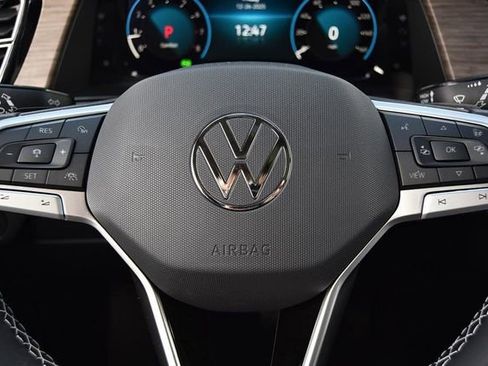 New 2026 Volkswagen Atlas SEL image 18