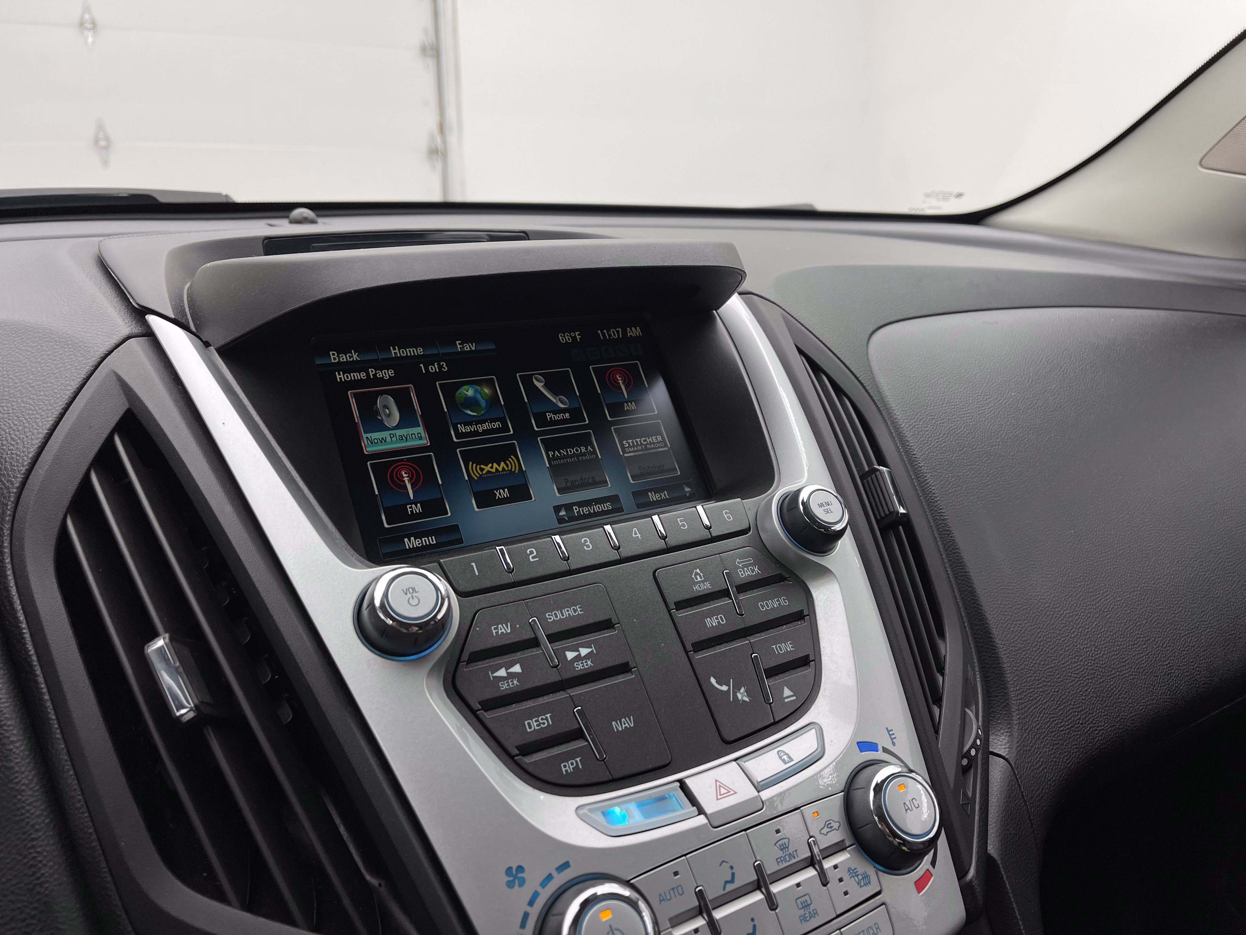 Used 2015 Chevrolet Equinox LTZ FWD image 24