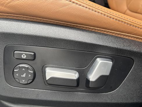 Used 2024 BMW X5 sDrive40i image 19