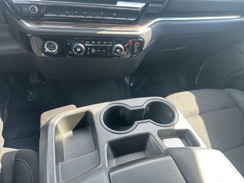 Used 2023 Chevrolet Silverado 1500 LT image 27