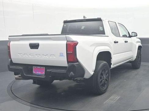 Used 2024 Toyota Tacoma SR image 7