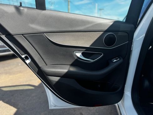 Used 2020 Mercedes-Benz C 300 4MATIC Sedan image 21