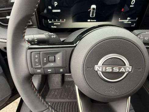 New 2026 Nissan Kicks SR w/ Cold Weather Package image 25