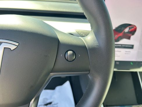 Used 2019 Tesla Model 3 Long Range image 8
