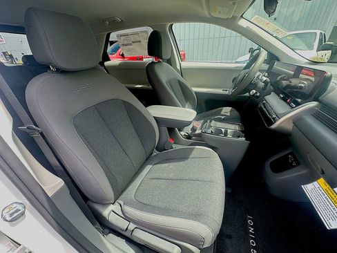 New 2026 Hyundai Ioniq 5 SE RWD image 25