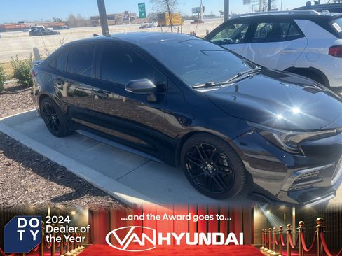 Used 2021 Toyota Corolla SE w/ SE Premium Package image 5