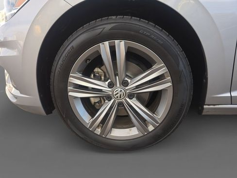 Used 2019 Volkswagen Jetta R-Line w/ R-Line Cold Weather Package image 15