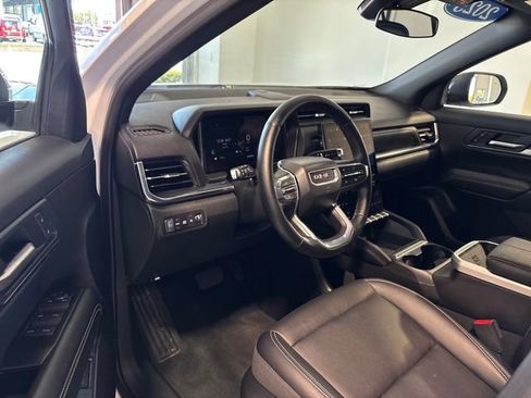 Used 2026 GMC Terrain Elevation w/ Elevation Premium Package FWD image 6
