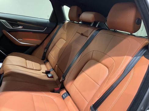 New 2026 Jaguar F-PACE R-Dynamic S image 13