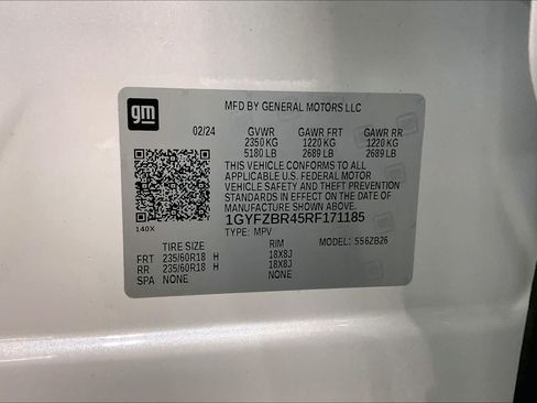 Used 2024 Cadillac XT4 Luxury w/ Cold Weather Package AWD/4WD image 36