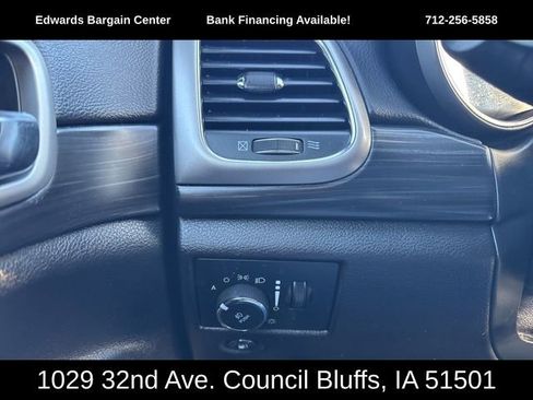 Used 2021 Jeep Grand Cherokee Laredo X image 20