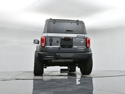 Used 2021 Ford Bronco Base image 46