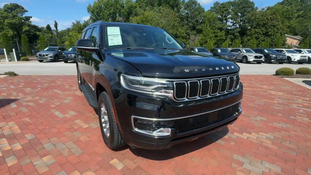Used 2023 Jeep Wagoneer 2WD image 5
