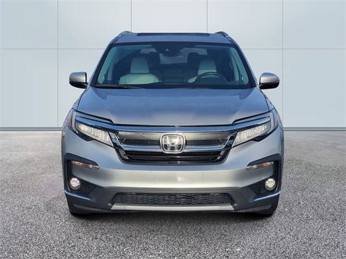 Used 2019 Honda Pilot Touring image 2