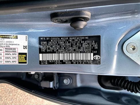 Used 2023 Toyota Corolla LE image 6