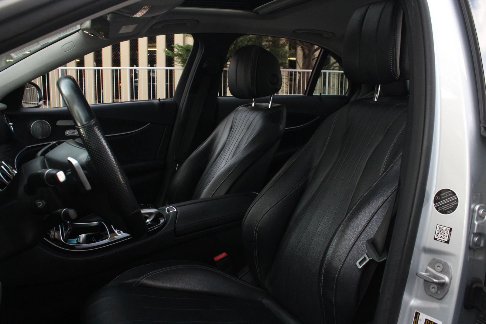 Used 2017 Mercedes-Benz E 300 4MATIC image 17
