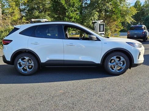 New 2026 Ford Escape ST-Line w/ Tech Pack #1 image 15