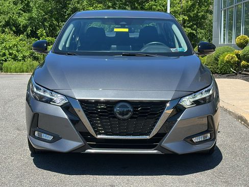 Certified 2023 Nissan Sentra SR w/ Trunk Package FWD image 3
