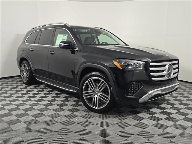 Used 2026 Mercedes-Benz GLS 450 4MATIC image 9