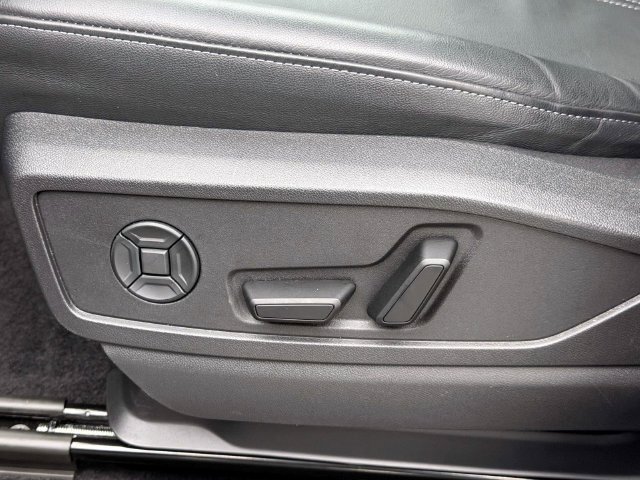 Used 2025 Audi Q5 Premium Plus AWD/4WD image 18