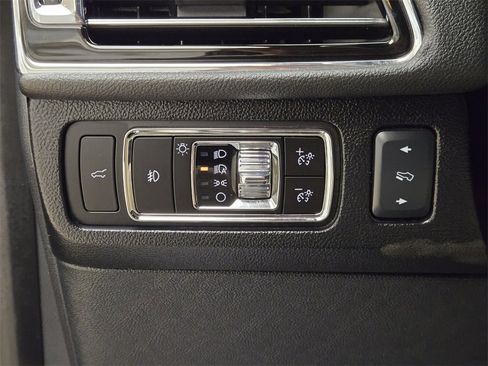 Used 2024 Lincoln Navigator L 4WD image 41