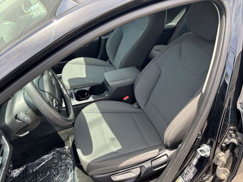 Used 2025 Kia K4 FWD image 36